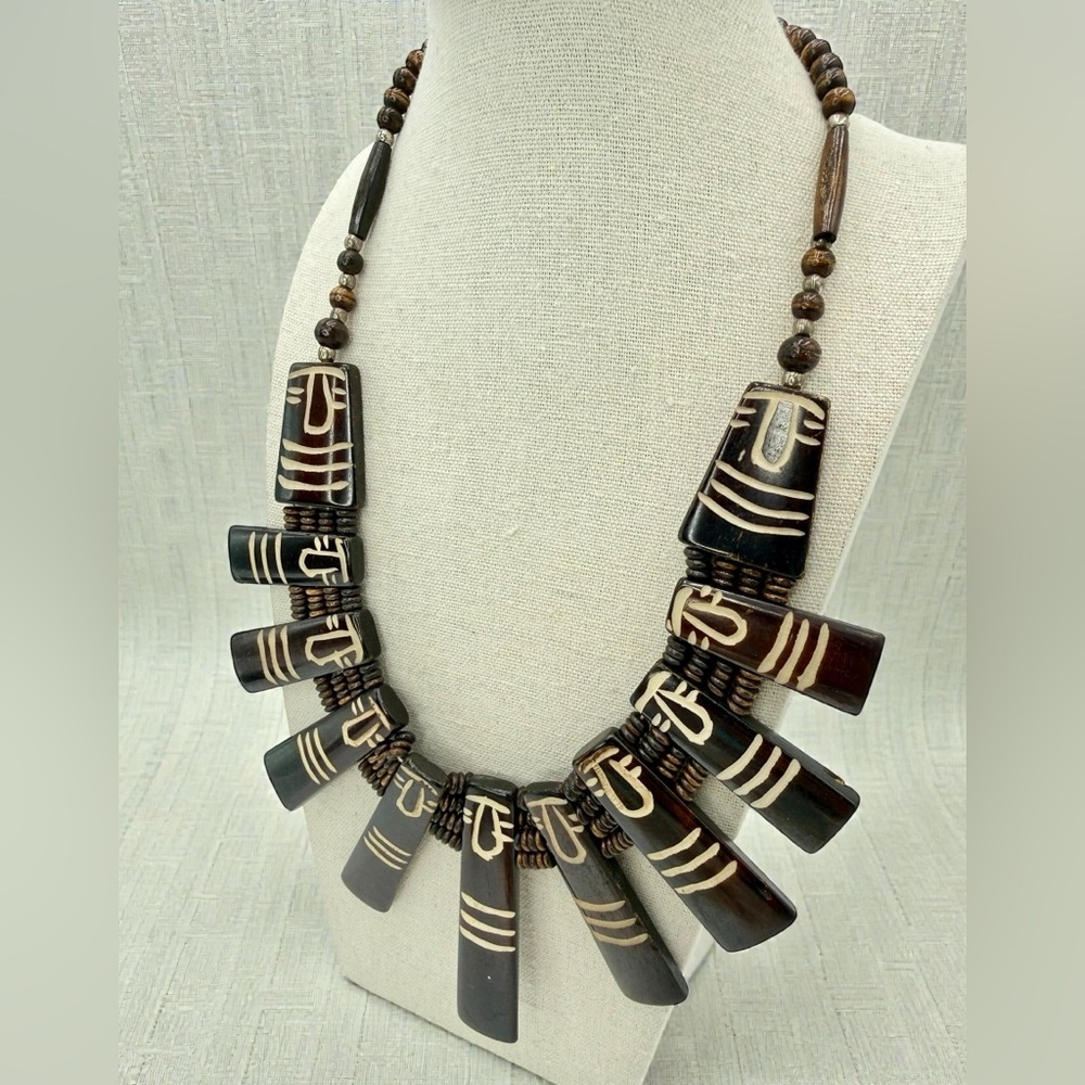 Vintage Carved Bone Statement Bib Collar Necklace Tribal 118g - Picture 11 of 17